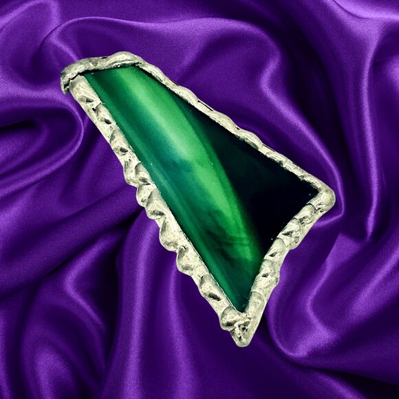 VTG Handcrafted Green Art Brooch 1970s Modernist Silver-Tone Artisan Pin - Picture 1 of 10